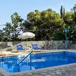 Asterea Near Private Pool And Sea Views 别墅